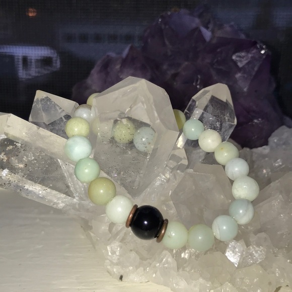 Child’s Amazonite Bracelet - Picture 3 of 11